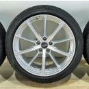 4 x Original Audi RS4 RS5 B9 F5 8x19 Zoll ET26 Winterreifen 8W0601025CP Reifen 235/40